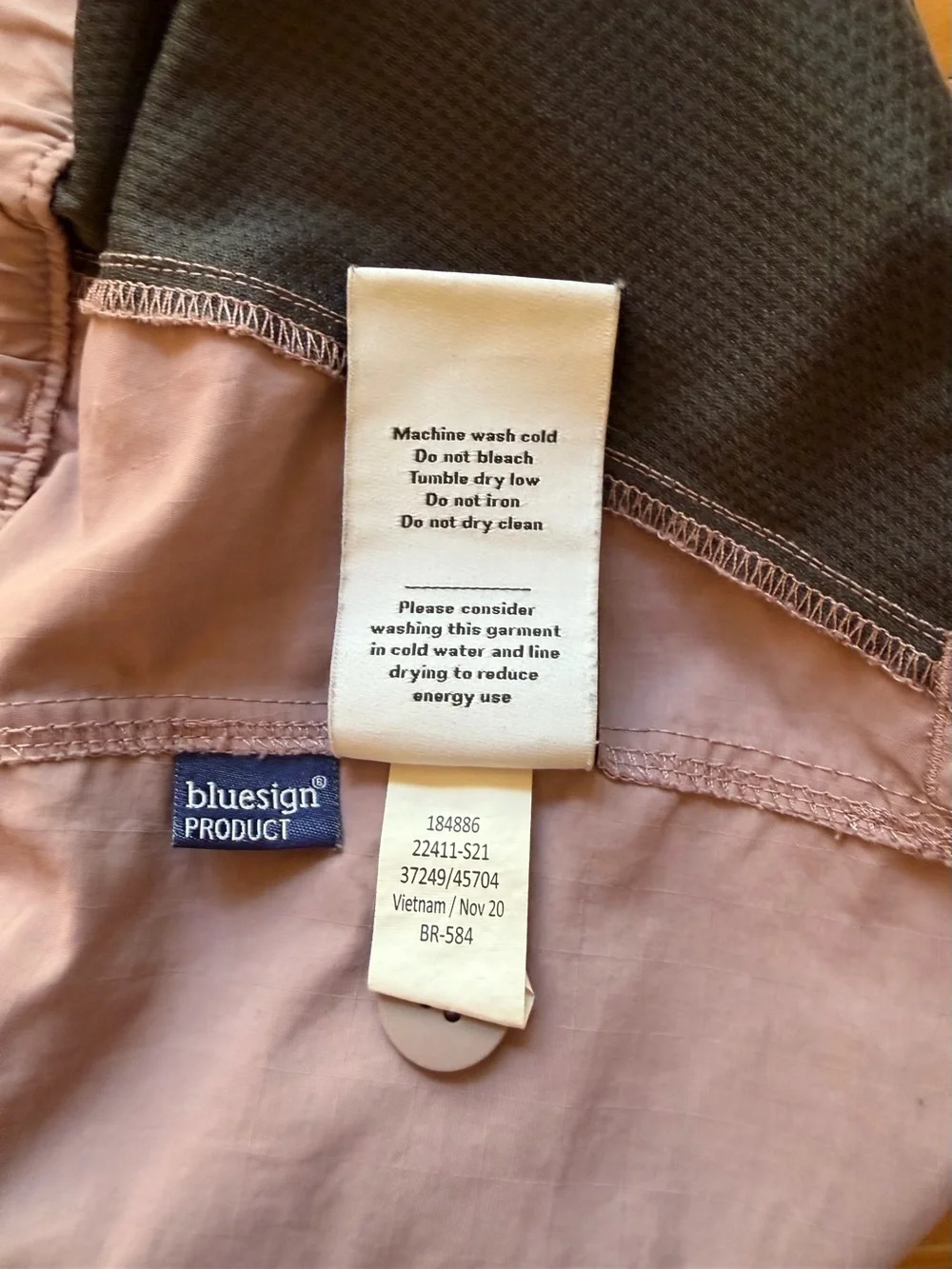 REI Women’s Sahara Amphib Shorts —Lavender/Purple — 4” Inseam — Size Small